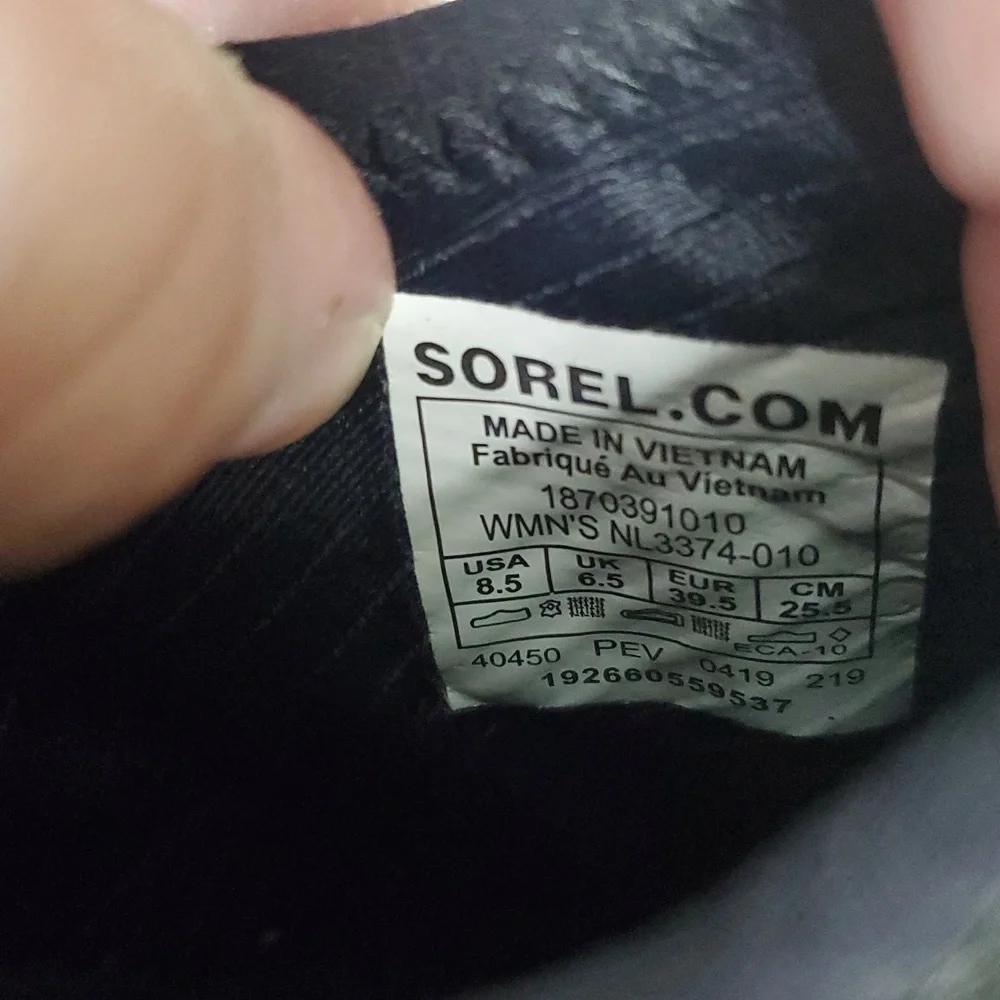 Sorel Kinetic Black Slip On Sneakers Size 8.5 Womens Hook & Loop Closure - Picture 12 of 14